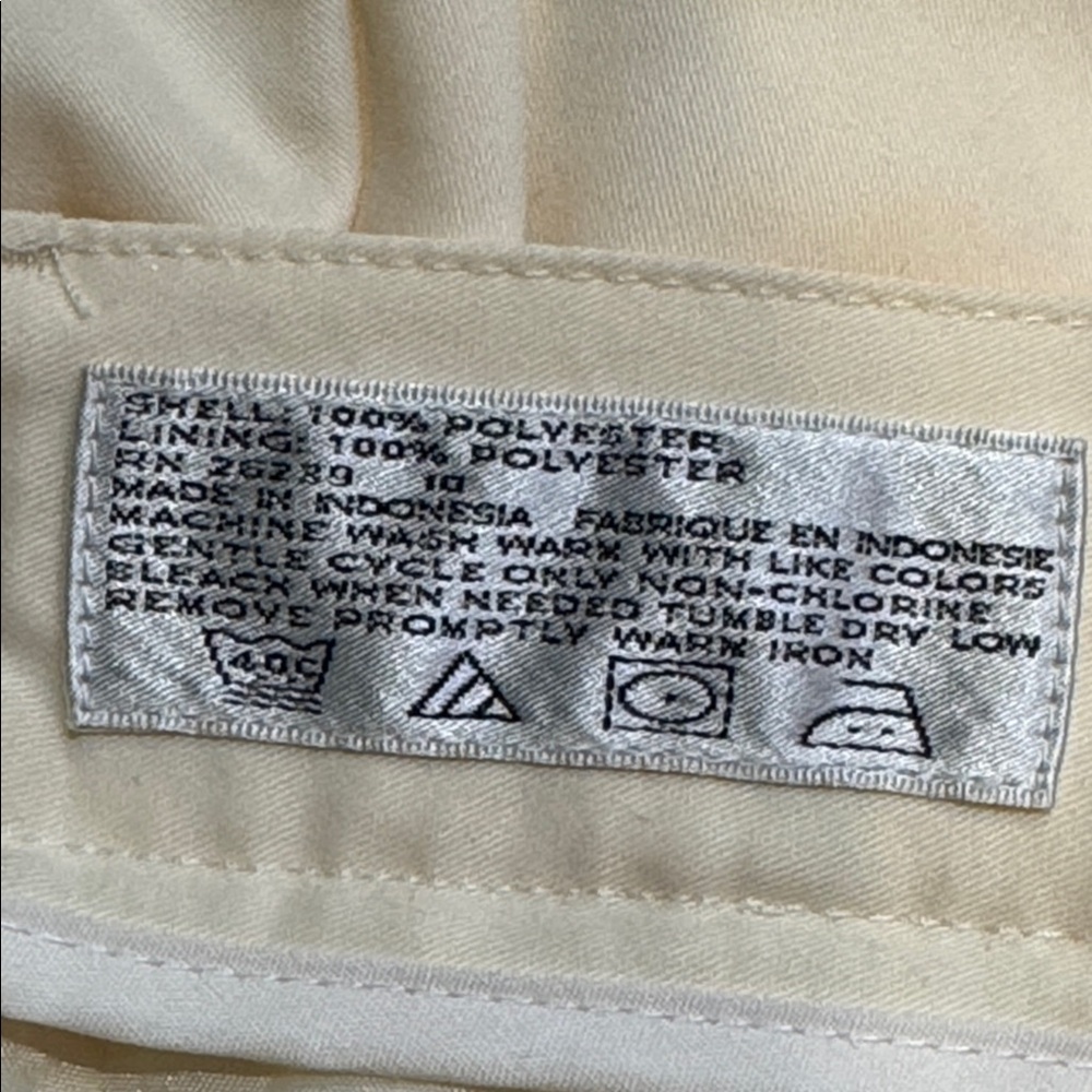 Vintage IZOD Club Antique Ivory high rise pleated Bermuda shorts size 10 - Picture 12 of 12